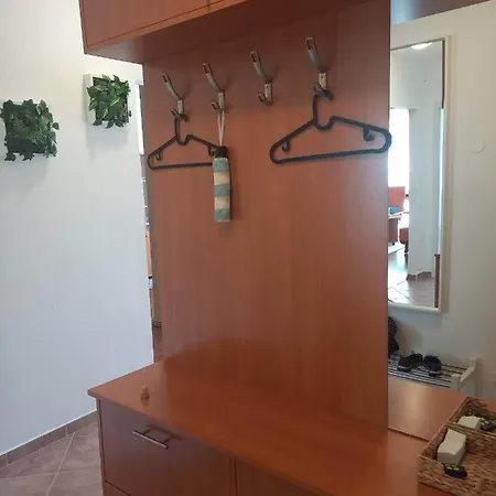 Aranyeso Deluxe بالاتونفوريد